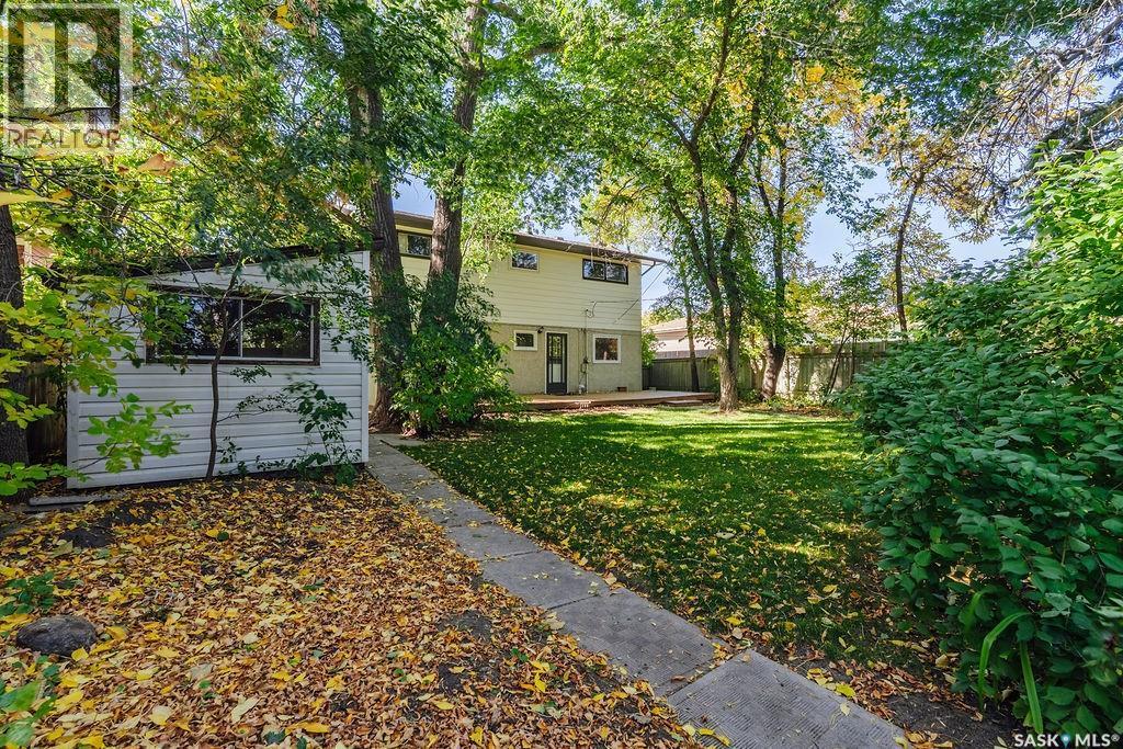 11 Moxon Crescent, Saskatoon, SK