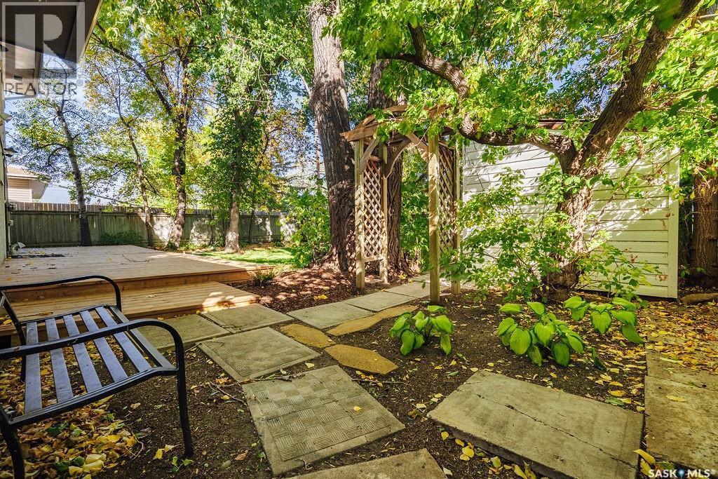 11 Moxon Crescent, Saskatoon, SK