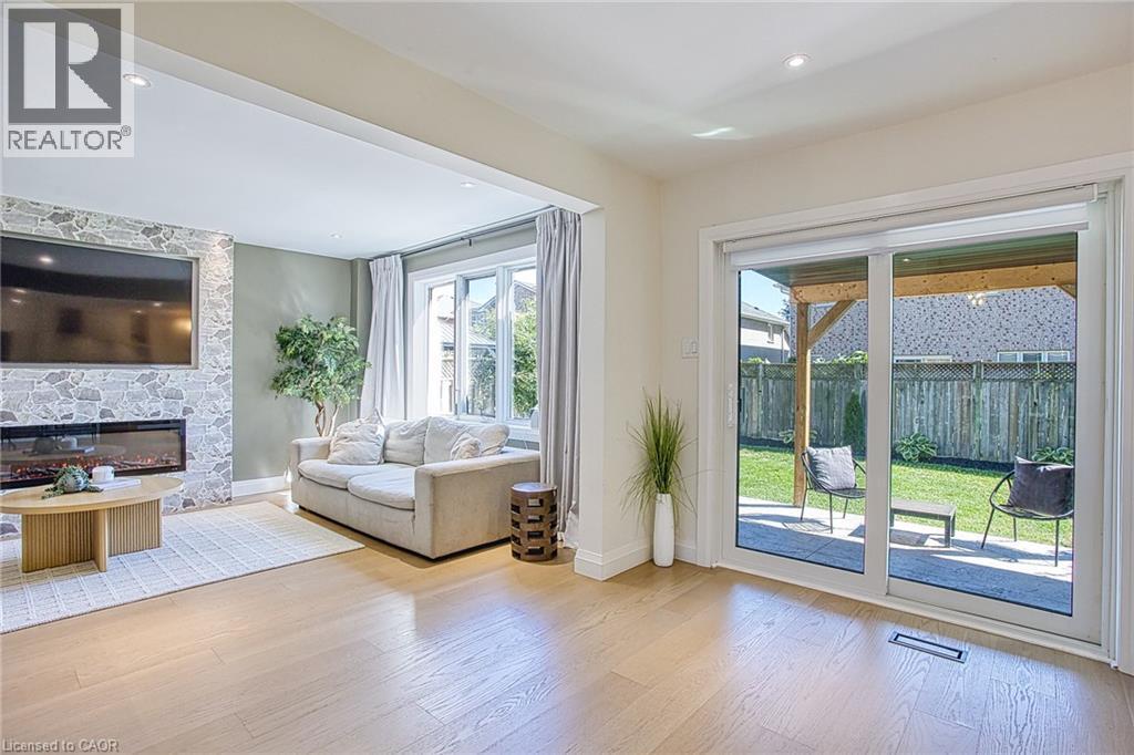 43 Spadara Drive, Hamilton, ON