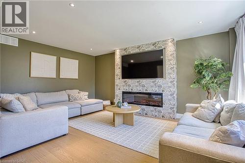 43 Spadara Drive, Hamilton, ON 