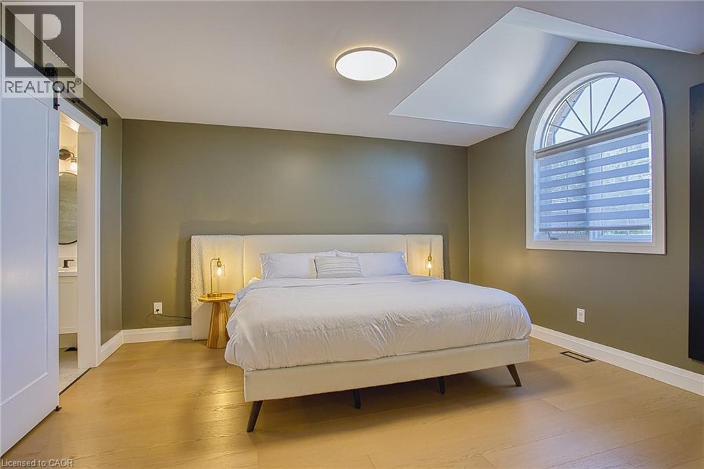 43 Spadara Drive, Hamilton, ON