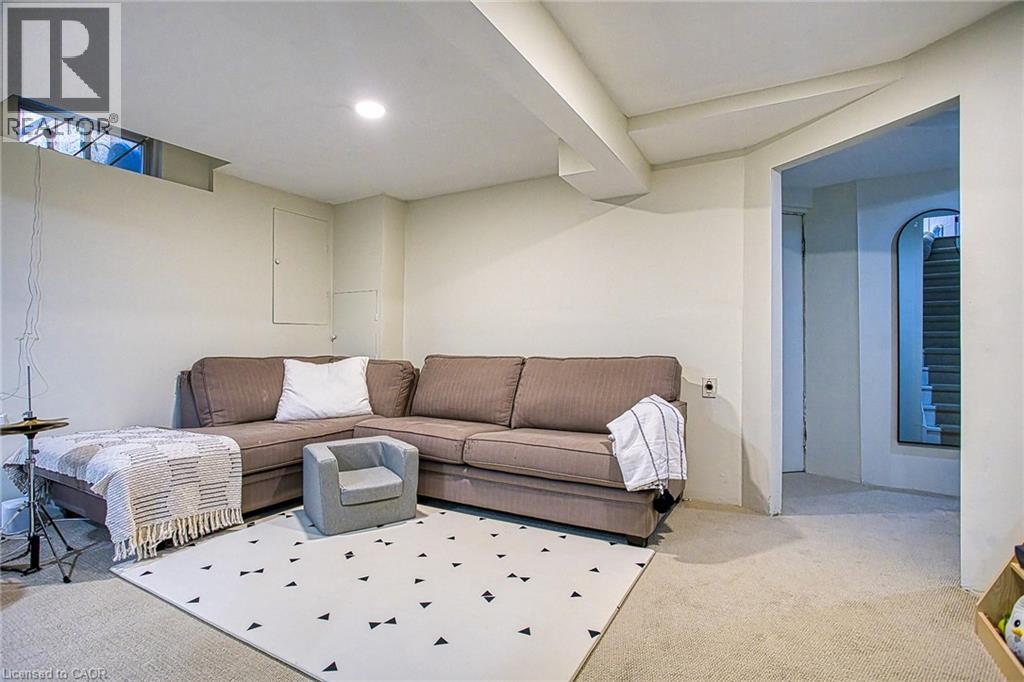 43 Spadara Drive, Hamilton, ON