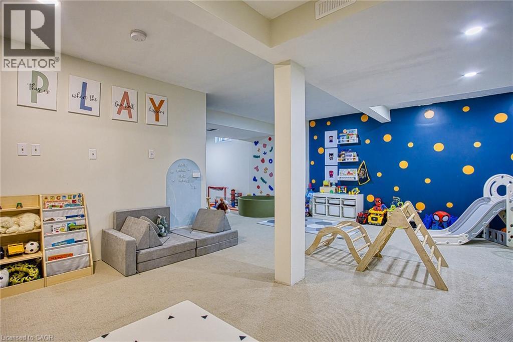 43 Spadara Drive, Hamilton, ON