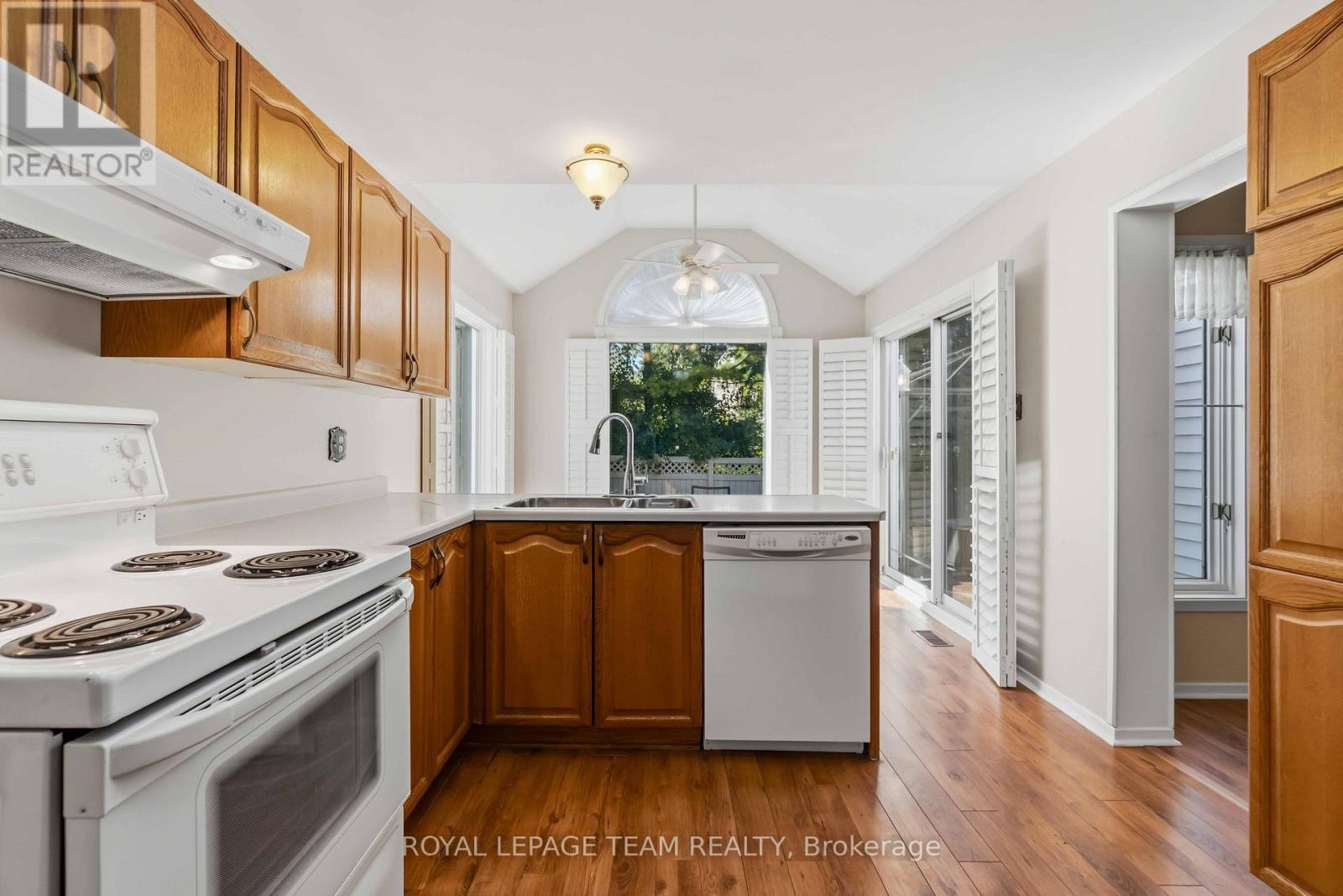 1078 Karsh Drive, Ottawa, ON