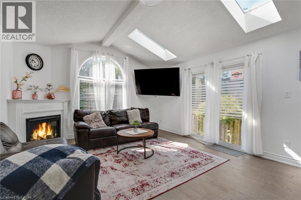 100 Anglerock Drive, Cambridge, ON