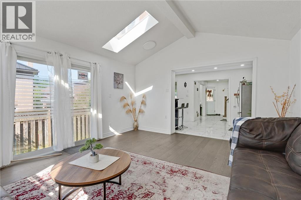 100 Anglerock Drive, Cambridge, ON