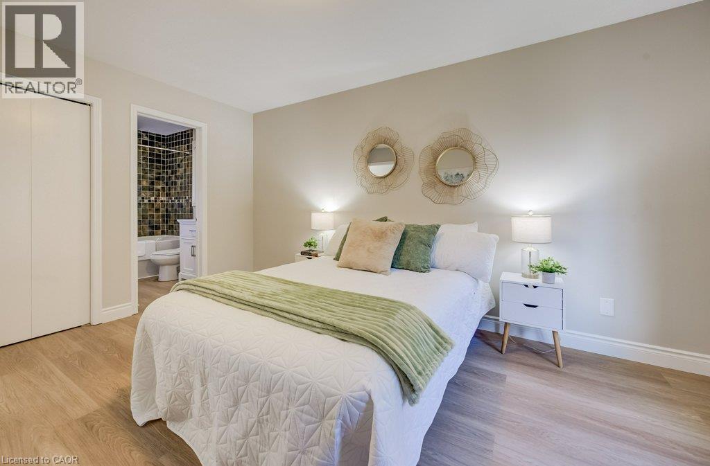 66 Georgian Crescent, Kitchener, ON