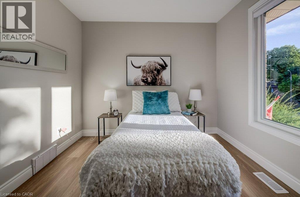 66 Georgian Crescent, Kitchener, ON