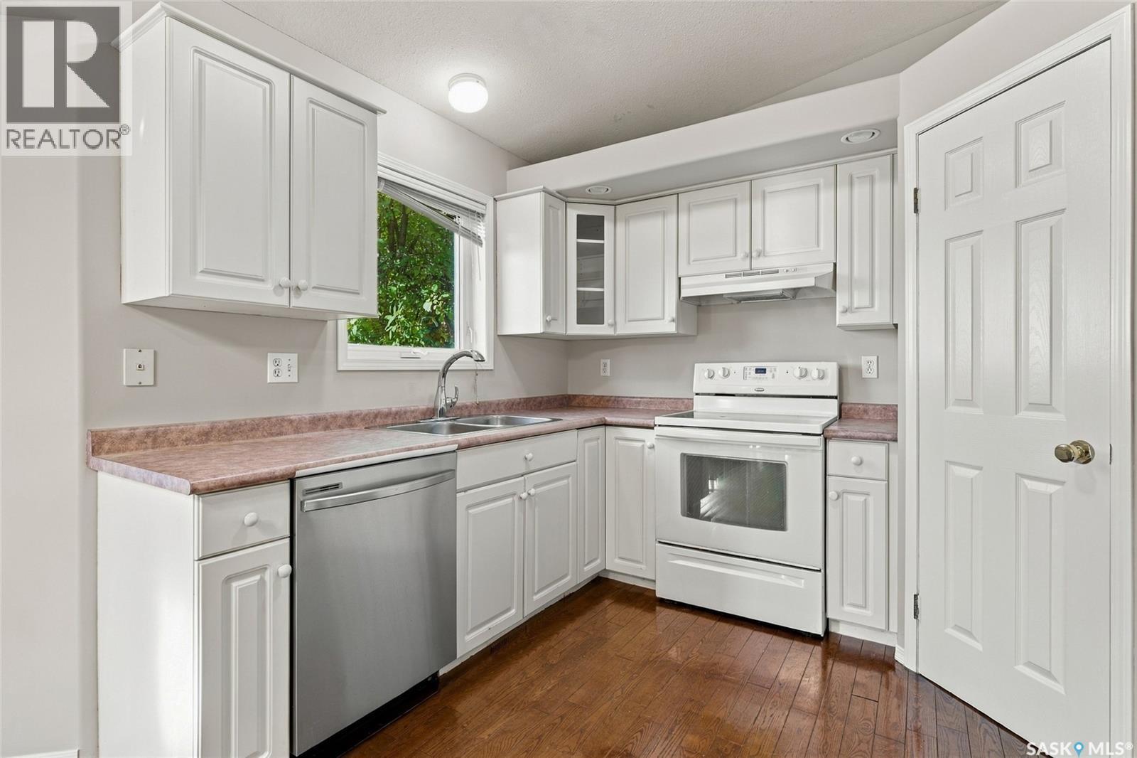 602 Haslam Crescent, Saskatoon, SK