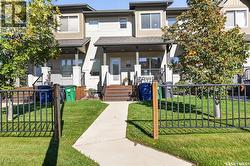 202 Maningas BEND Saskatoon, SK S7W 0P5