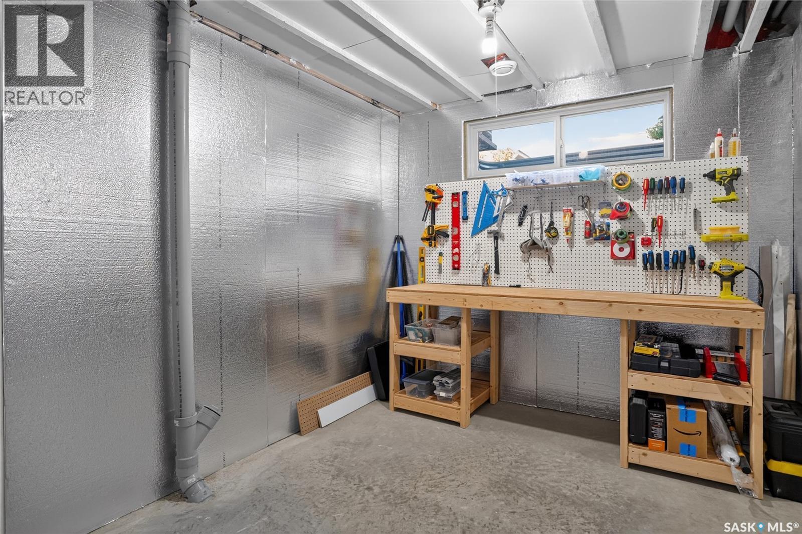 202 Maningas Bend, Saskatoon, SK