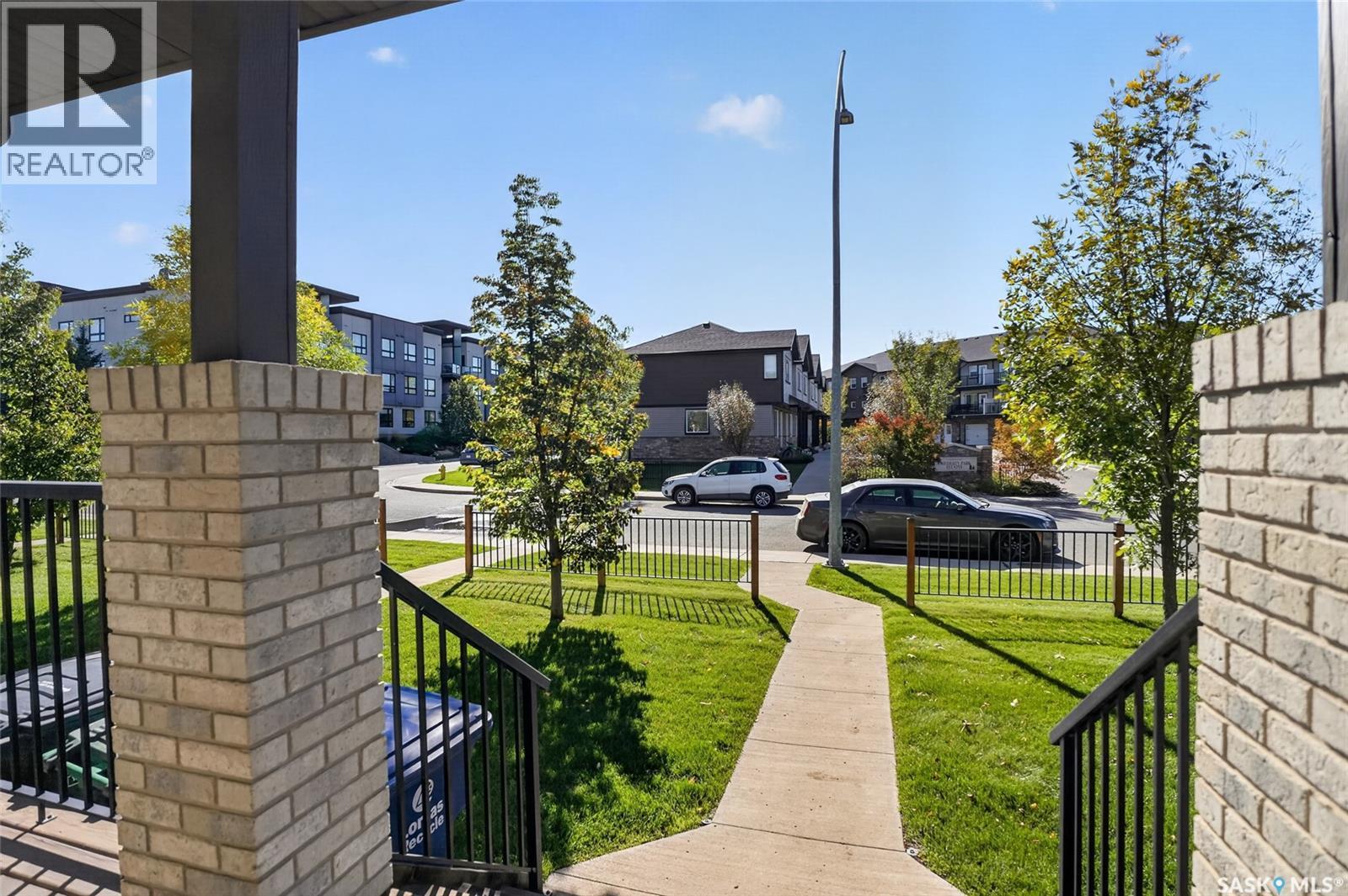 202 Maningas Bend, Saskatoon, SK