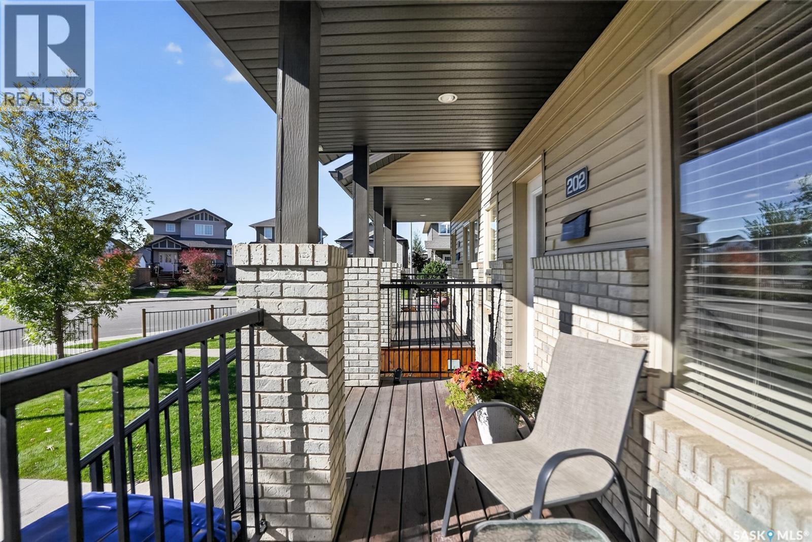202 Maningas Bend, Saskatoon, SK