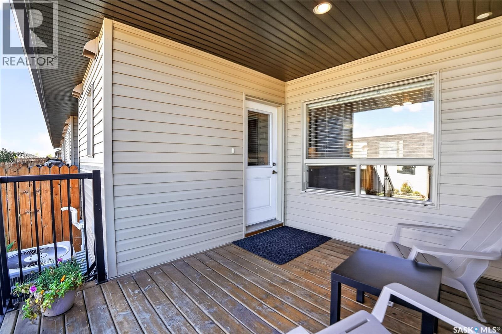 202 Maningas Bend, Saskatoon, SK
