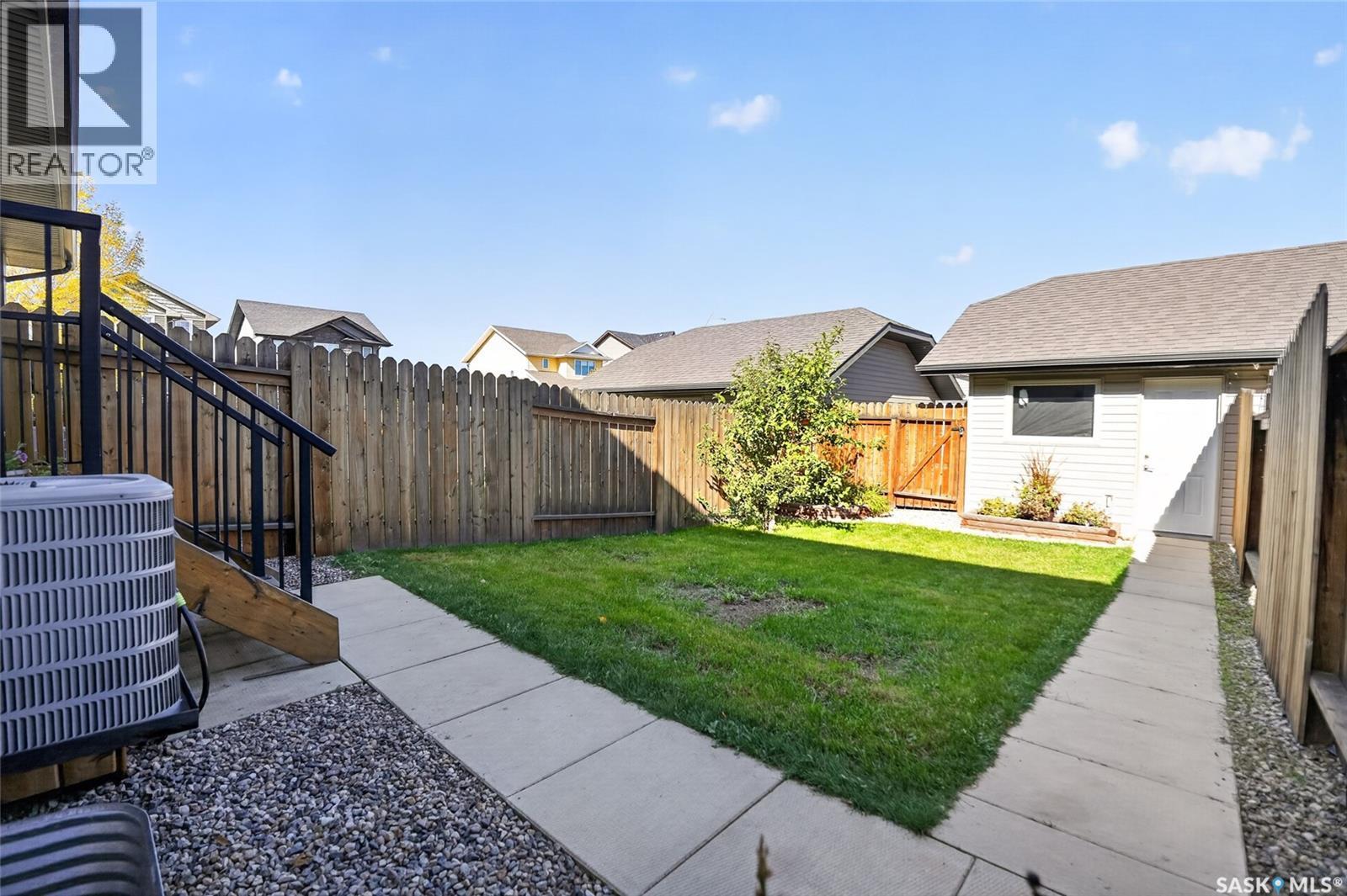 202 Maningas Bend, Saskatoon, SK