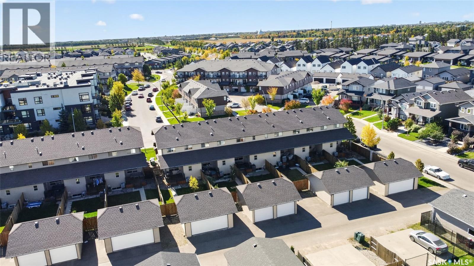 202 Maningas Bend, Saskatoon, SK