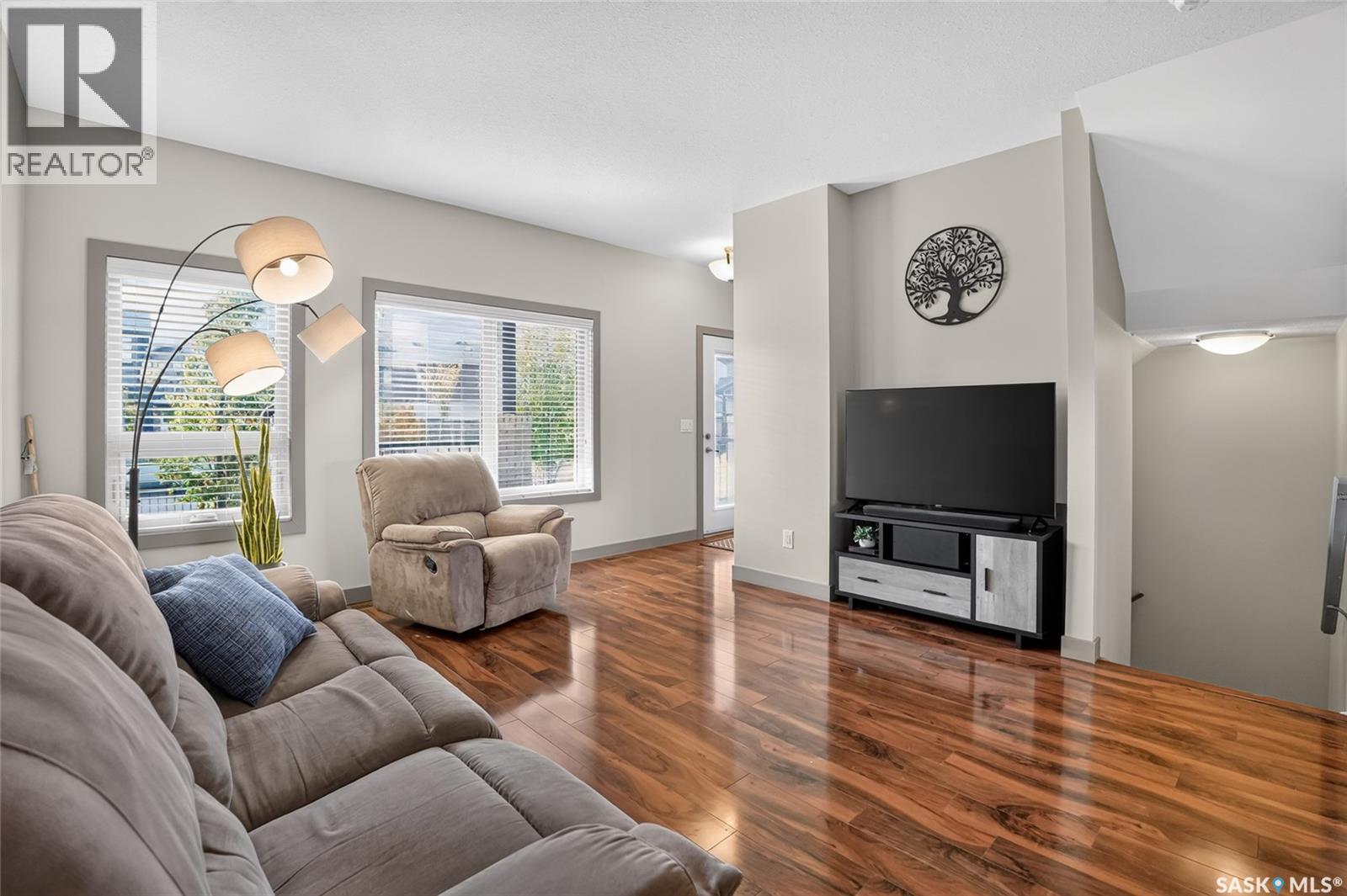 202 Maningas Bend, Saskatoon, SK