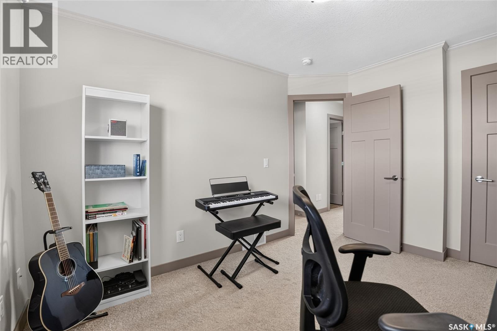202 Maningas Bend, Saskatoon, SK
