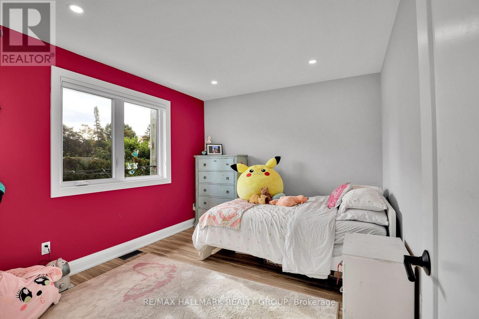 1233 Whitmore Avenue, Ottawa, ON