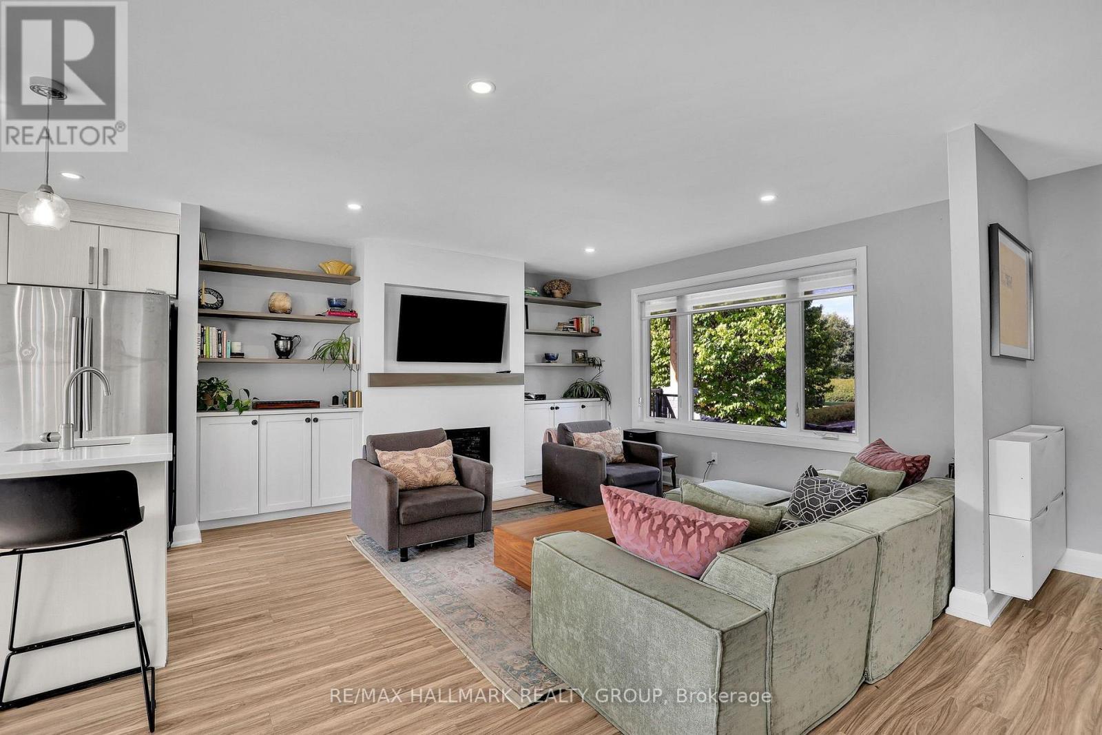 1233 Whitmore Avenue, Ottawa, ON