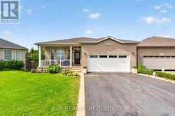 411 ABBOT STREET Kingston (City Northwest), ON K7P 3J4