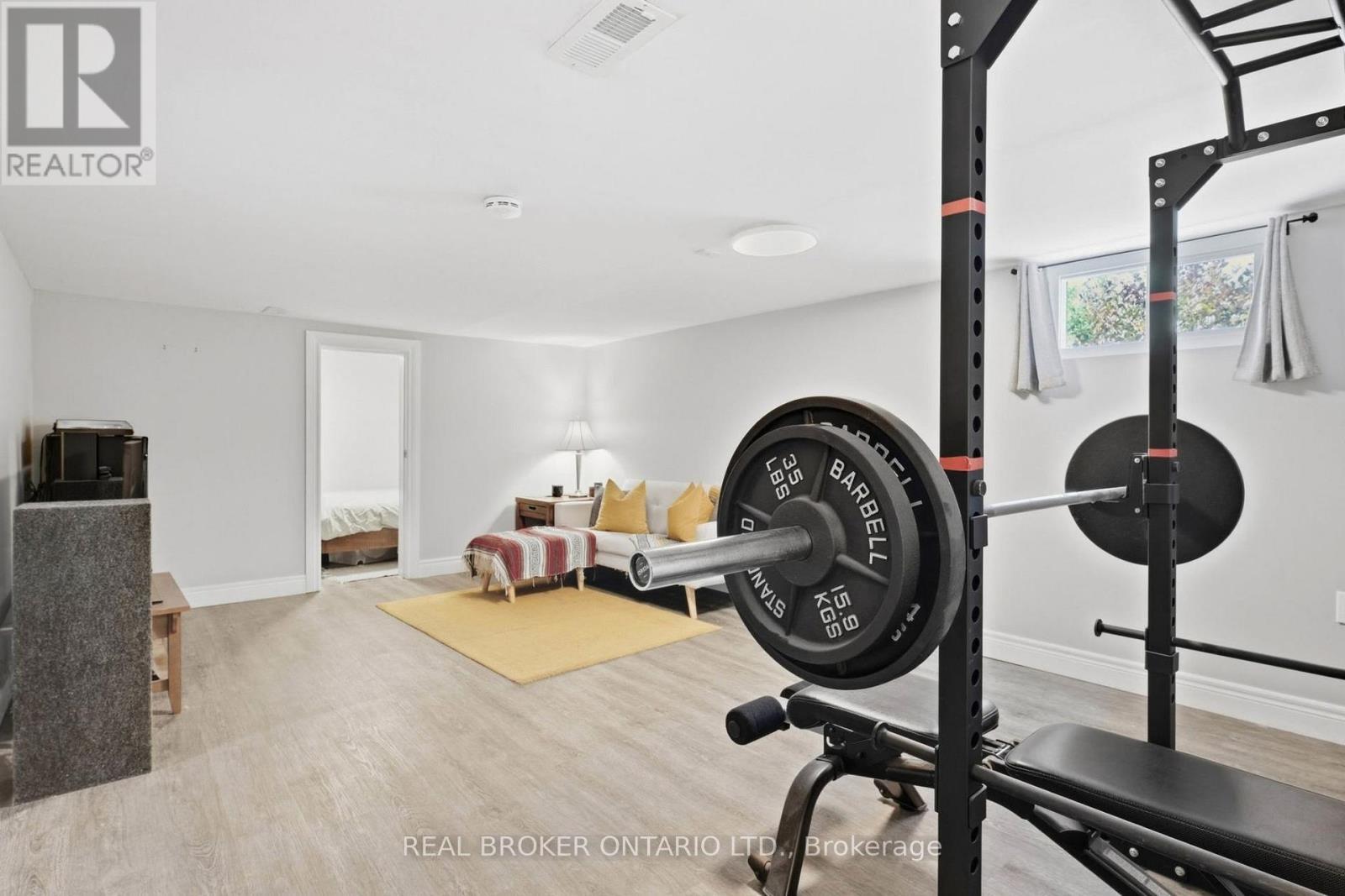 363 Lawrence Avenue, Kitchener, ON