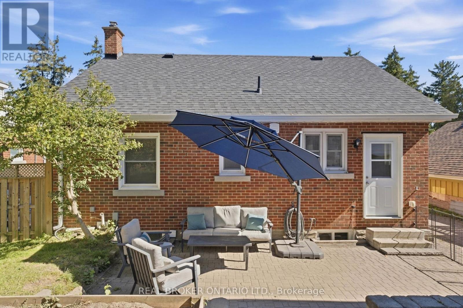 363 Lawrence Avenue, Kitchener, ON
