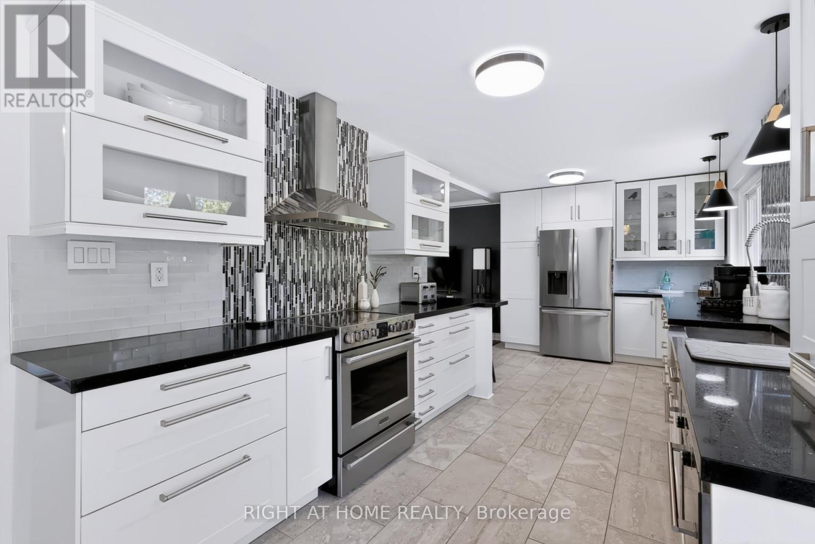 493 Forestwood Crescent, Burlington, ON