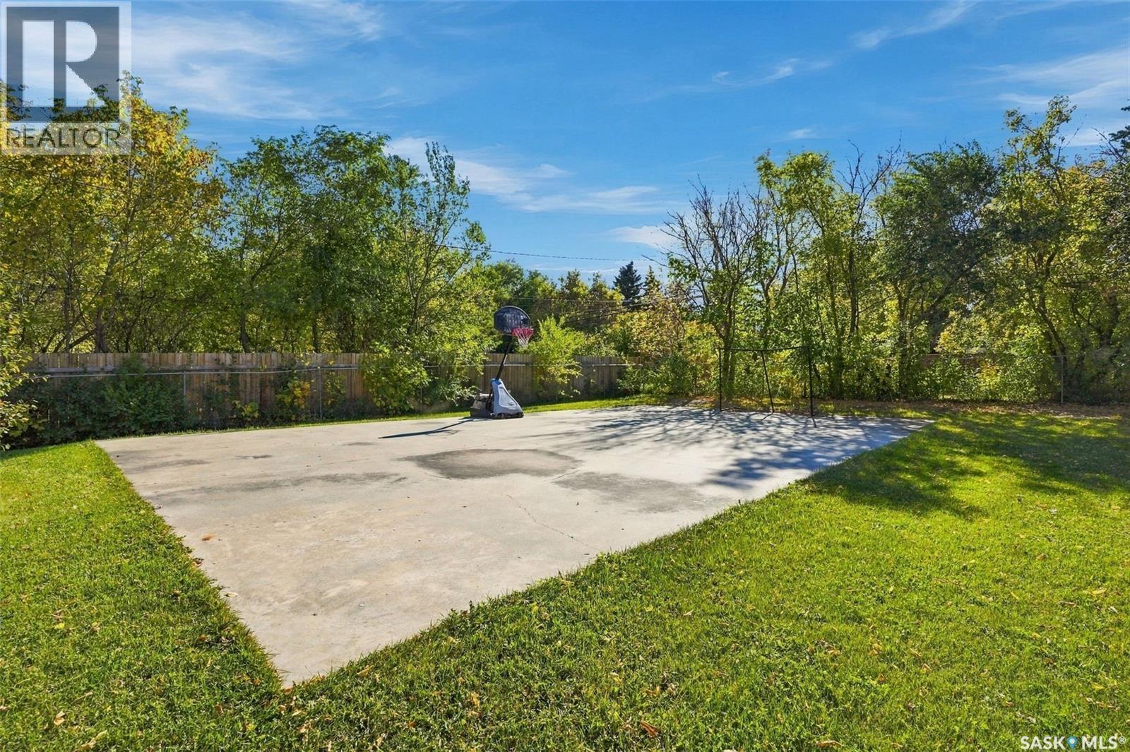 3445 11Th Street W, Saskatoon, SK
