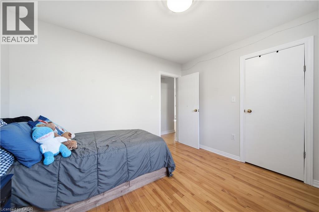 35 Perth Road, Kitchener, ON