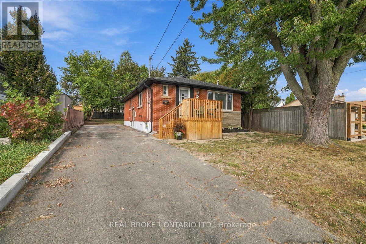 480 Rosseau Road, Hamilton, ON