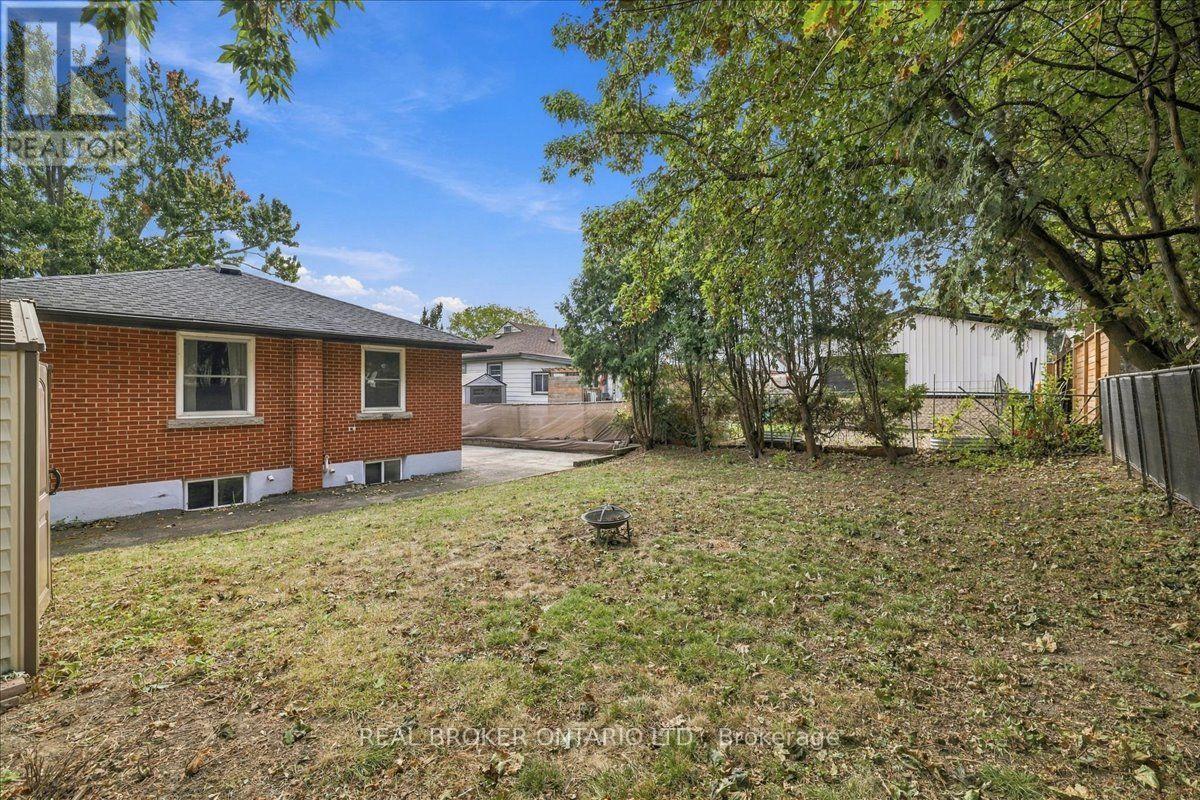 480 Rosseau Road, Hamilton, ON