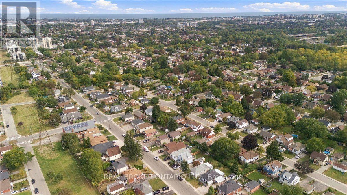 480 Rosseau Road, Hamilton, ON