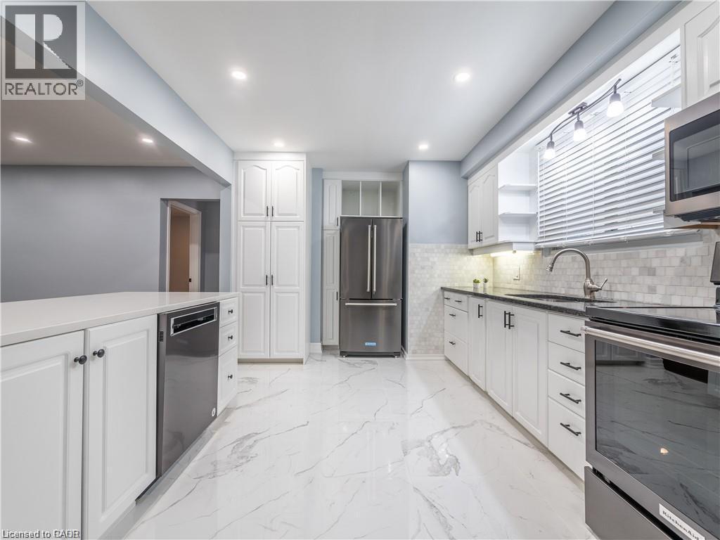 198 West 19Th Street, Hamilton, ON