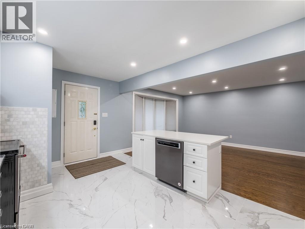 198 West 19Th Street, Hamilton, ON