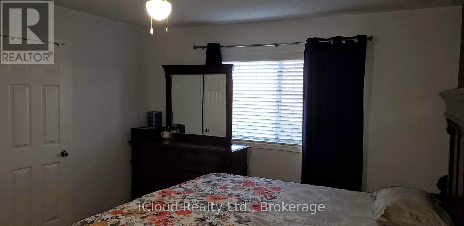 1675 Samuelson Circle, Mississauga, ON