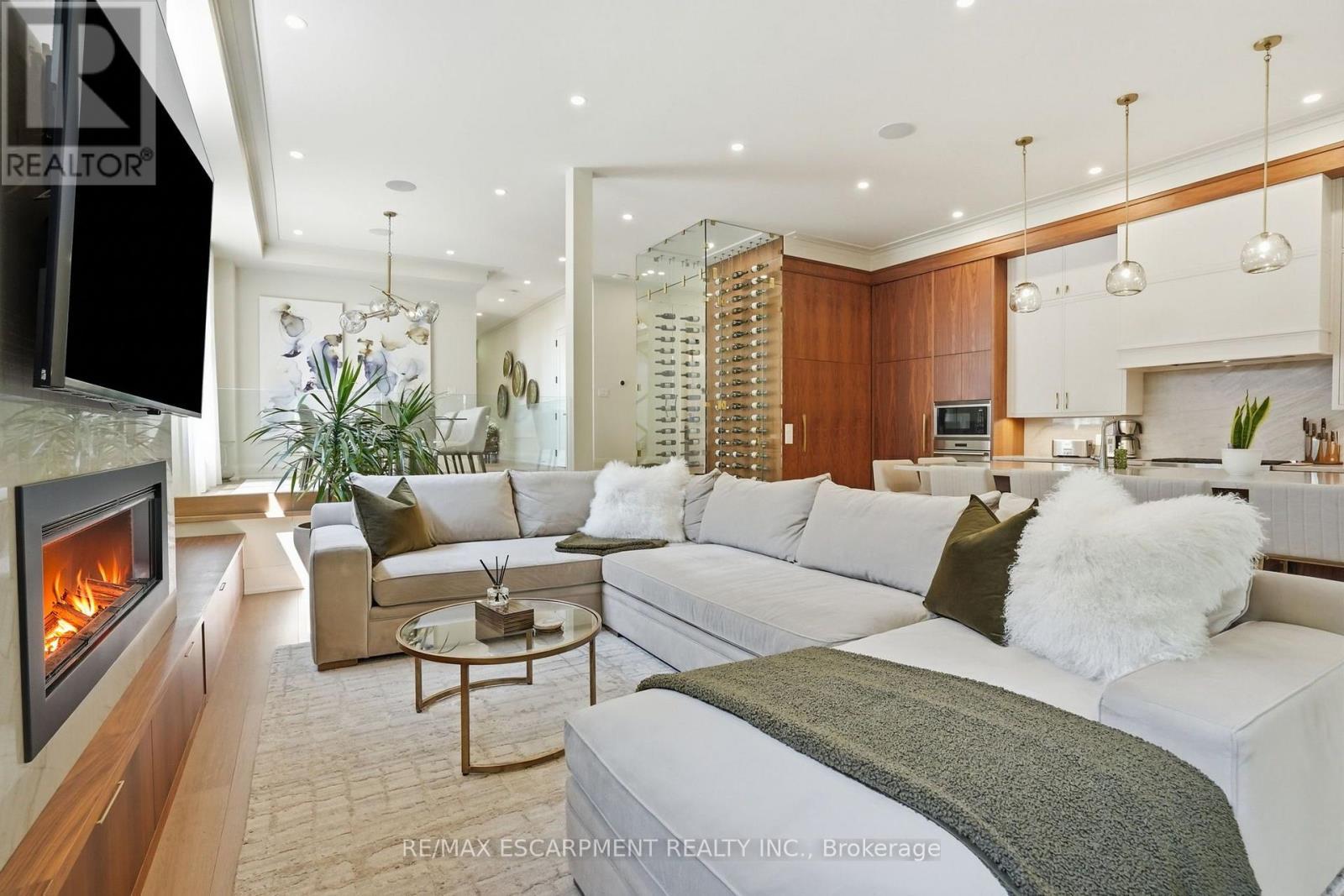 1254 Bramblewood Lane, Mississauga, ON
