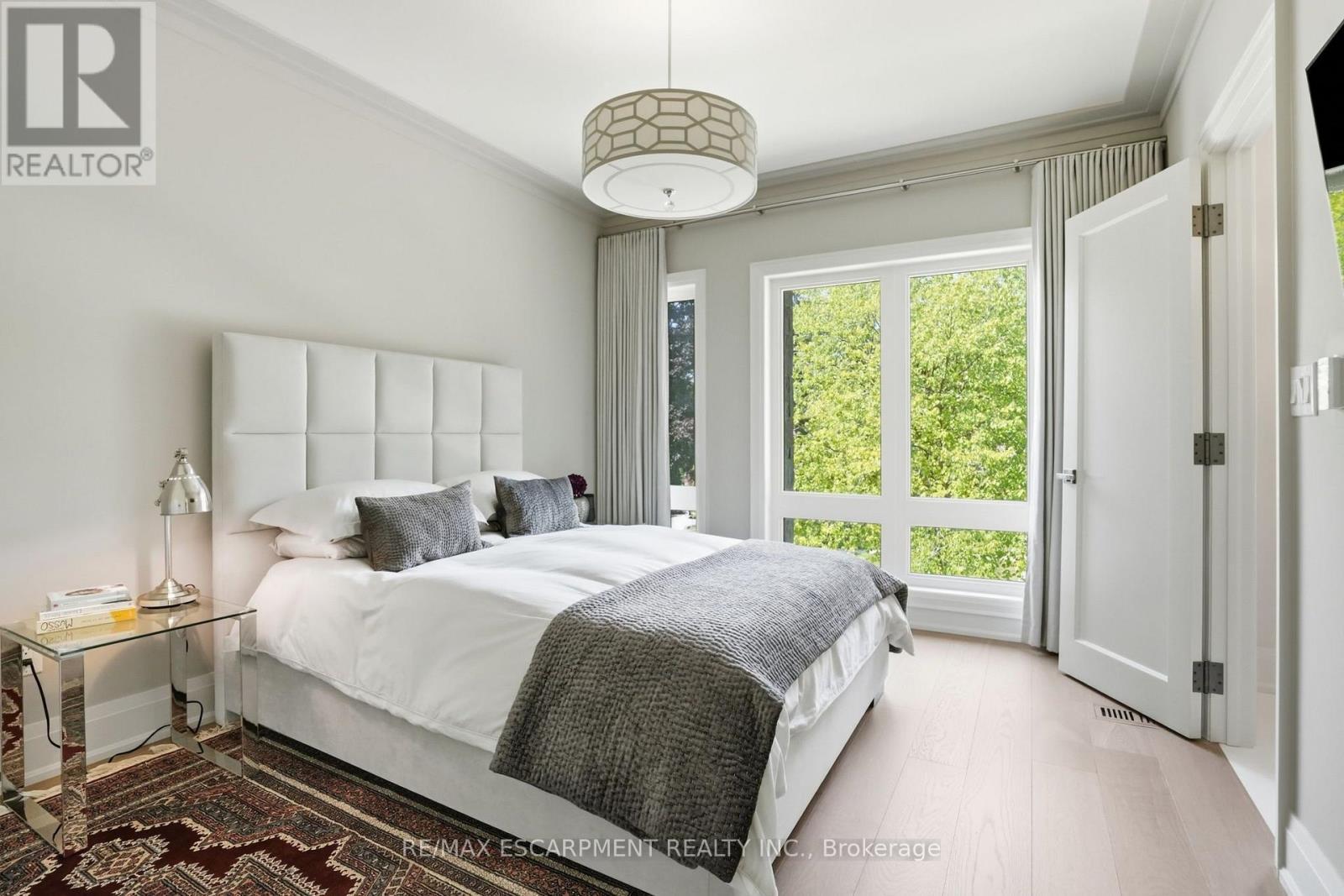1254 Bramblewood Lane, Mississauga, ON