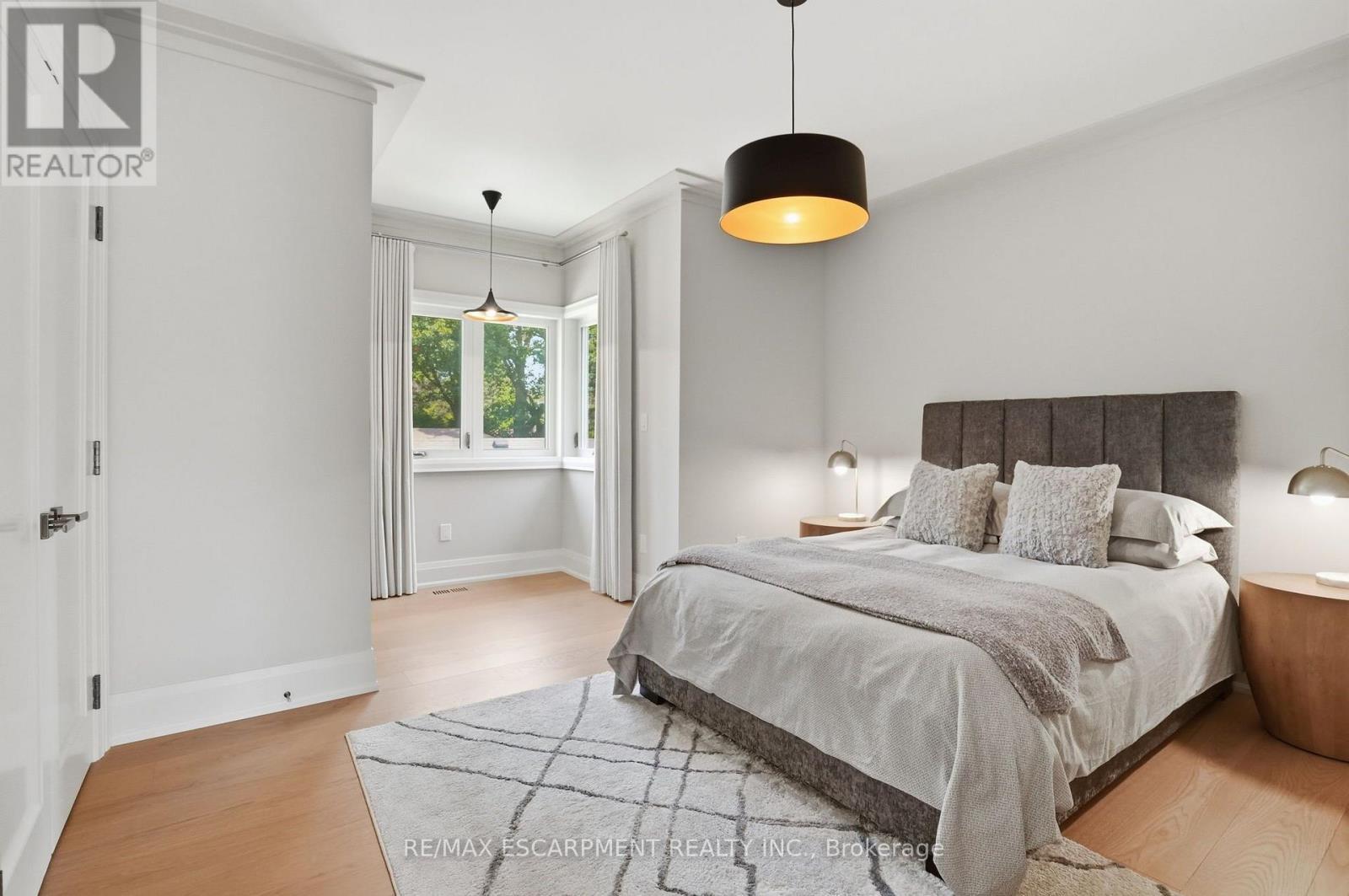1254 Bramblewood Lane, Mississauga, ON