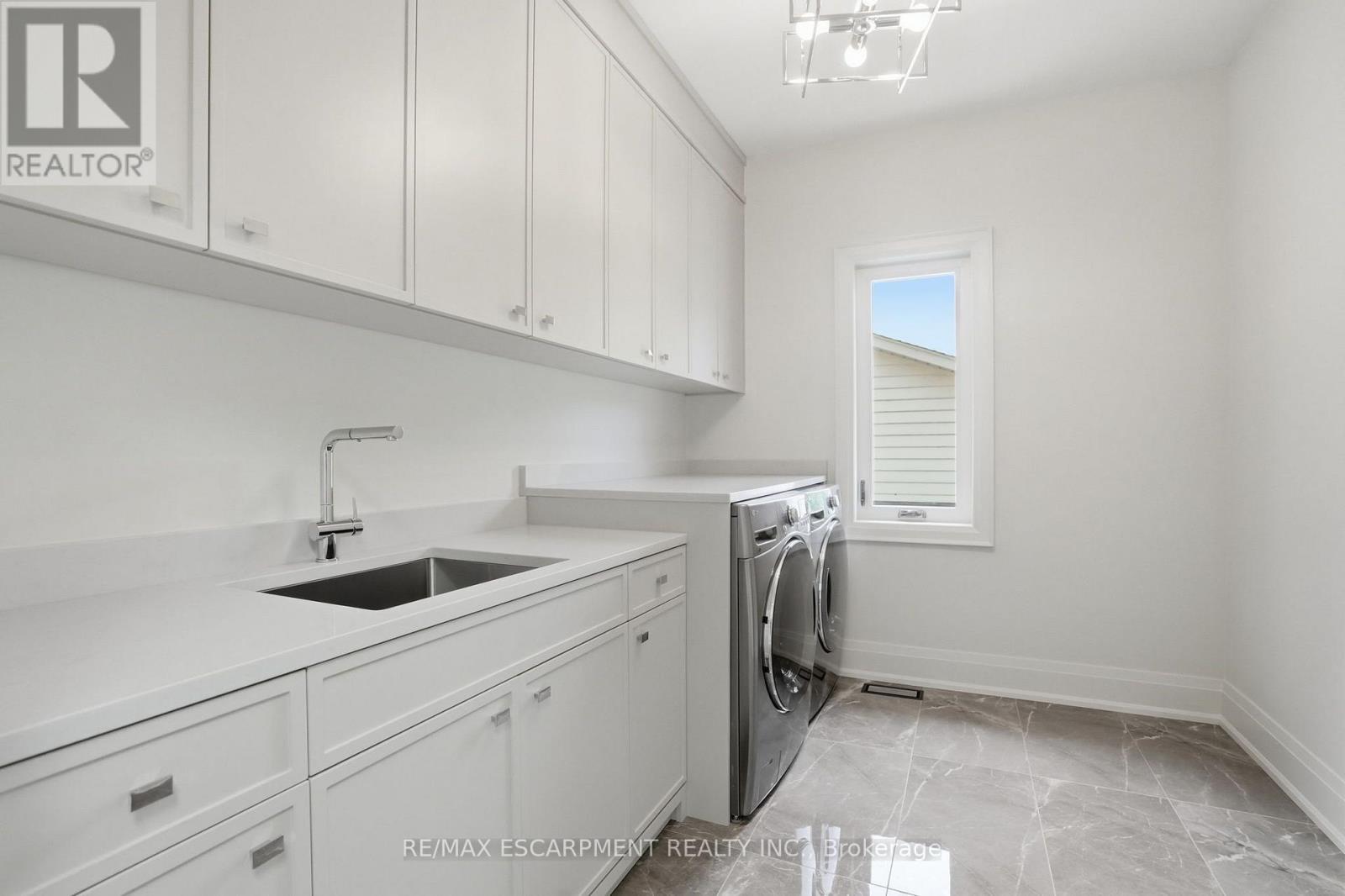 1254 Bramblewood Lane, Mississauga, ON
