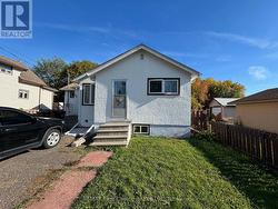 344 CORNWALL AVENUE Thunder Bay (Court / Cumberland), ON P7B 1T3