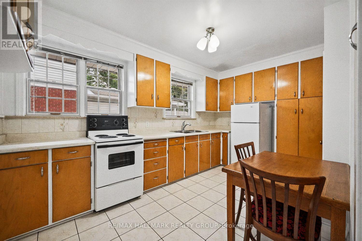 234 Columbus Avenue, Ottawa, ON
