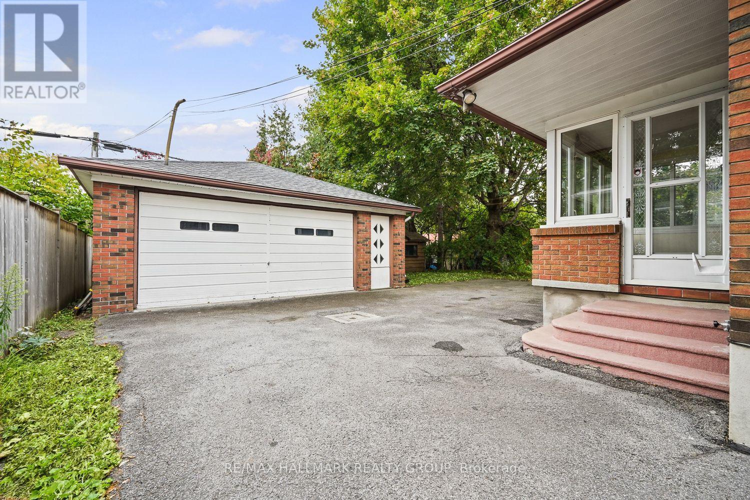 234 Columbus Avenue, Ottawa, ON