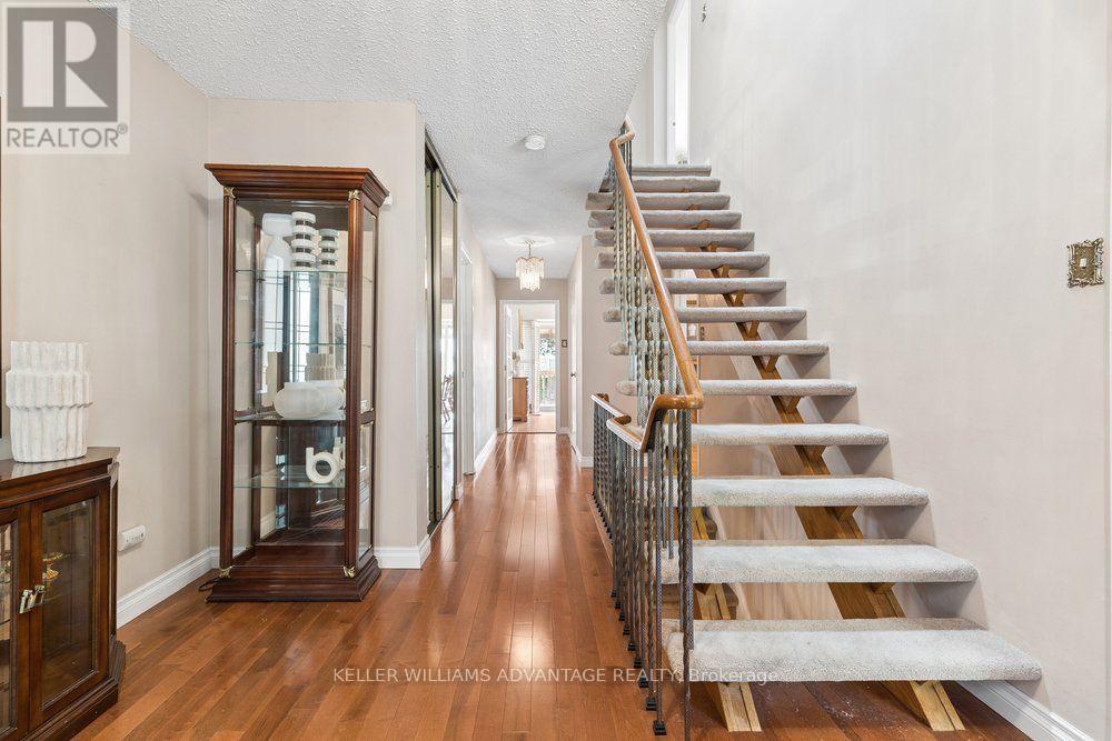 2192 Castlestone Court, Mississauga, ON