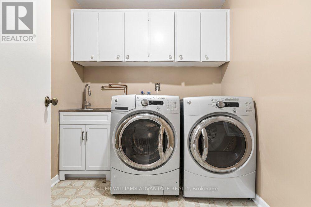 2192 Castlestone Court, Mississauga, ON