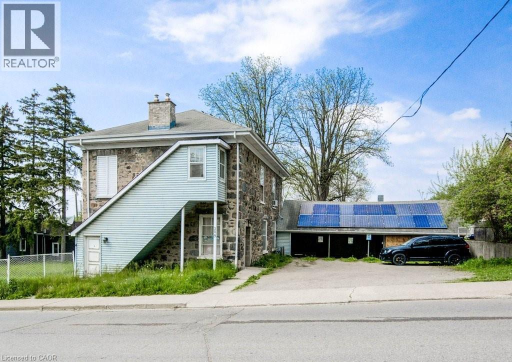 245 Ainslie Street S, Cambridge, ON
