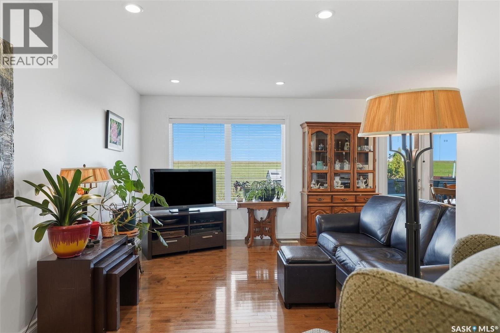 378 Coad Manor, Saskatoon, SK