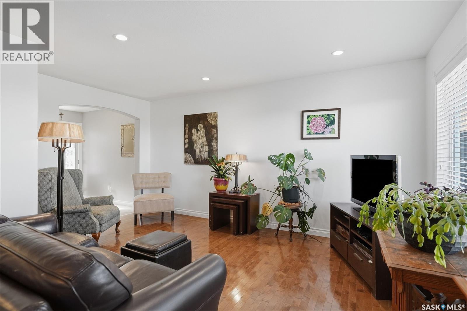 378 Coad Manor, Saskatoon, SK
