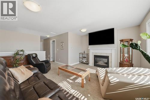 378 Coad Manor, Saskatoon, SK 