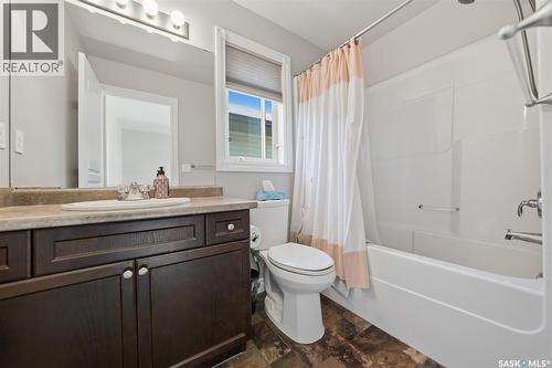 378 Coad Manor, Saskatoon, SK 